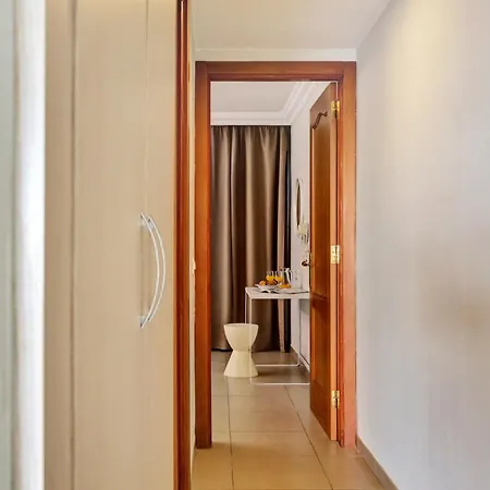 Playa Flamingo Margarita 公寓 *